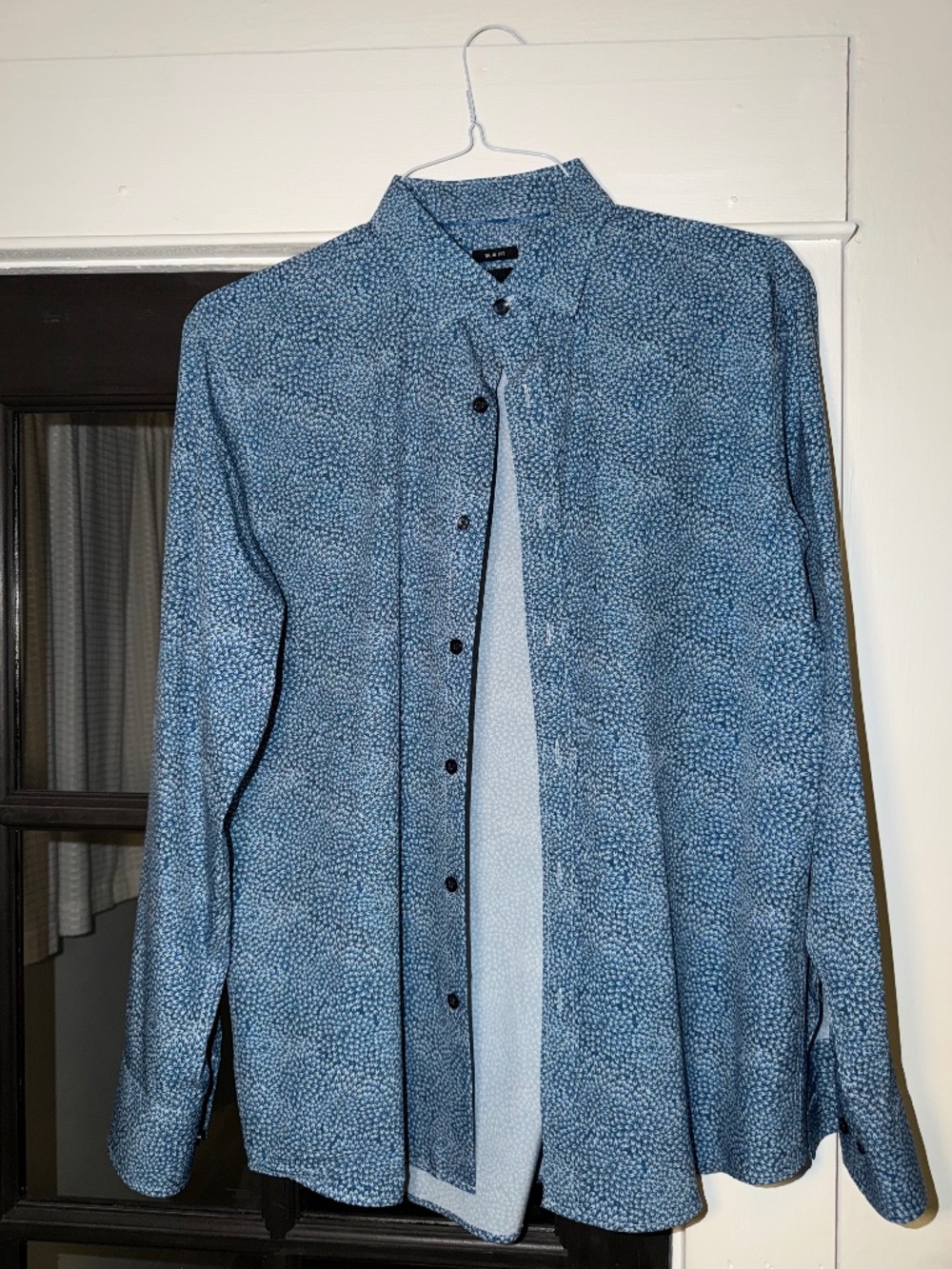 Kenneth Cole Dress Shirt (Size M)
